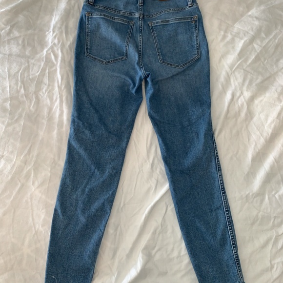 Madewell Light Wash Skinny Jean - Picture 5 of 5